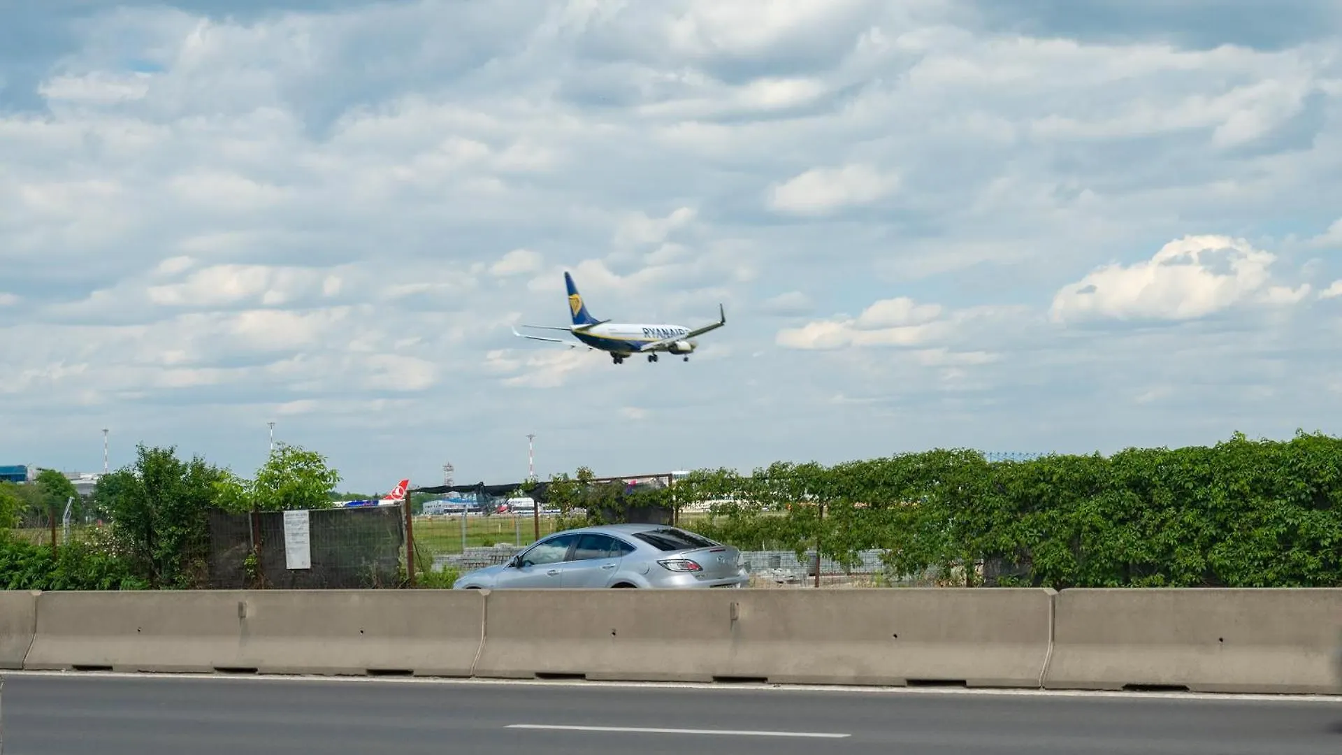 Airport Rin Nord Residence Apartment - Self Check-In Otopeni
